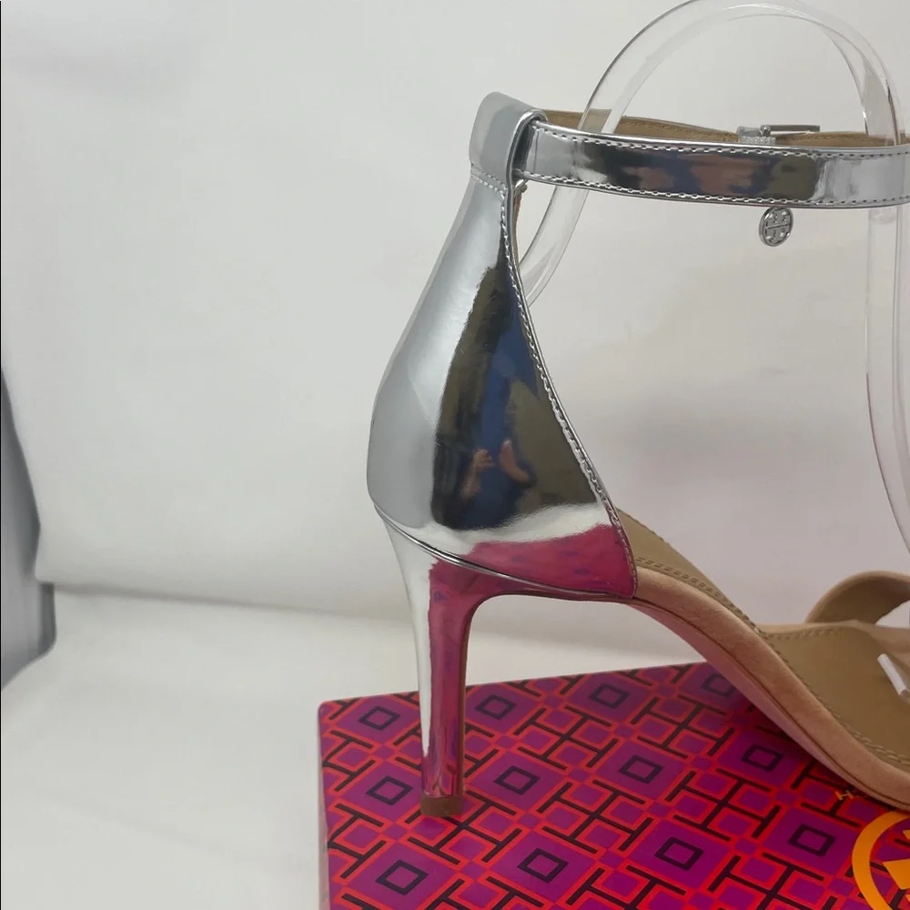 Tory Burch tory burch